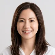 40代女性の顔写真